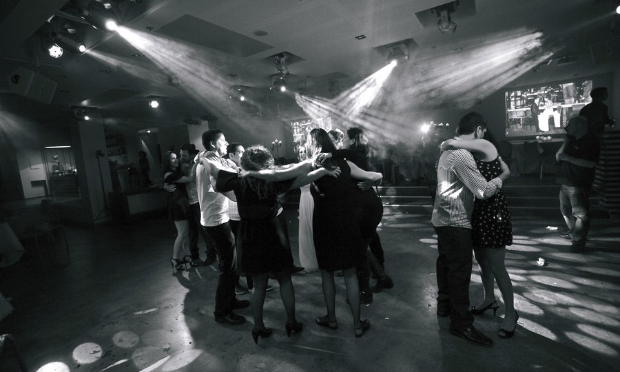 גוונים - ריקודים